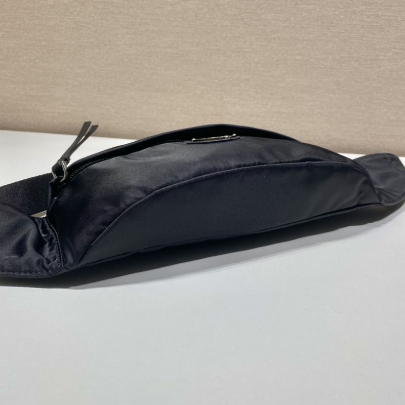 Pra*a waist chest packs